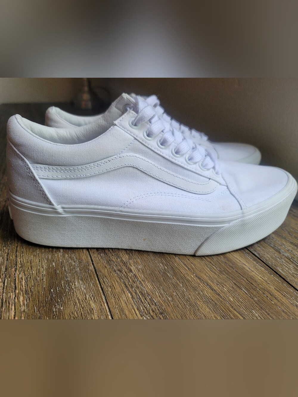 Vans Old Skool Low Top Sneakers in White W10 M8.5 - Picture 3 of 6